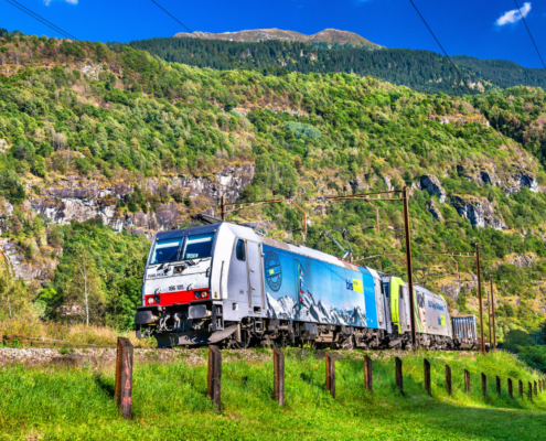 Schweiz Container Transport Schiene Bahn