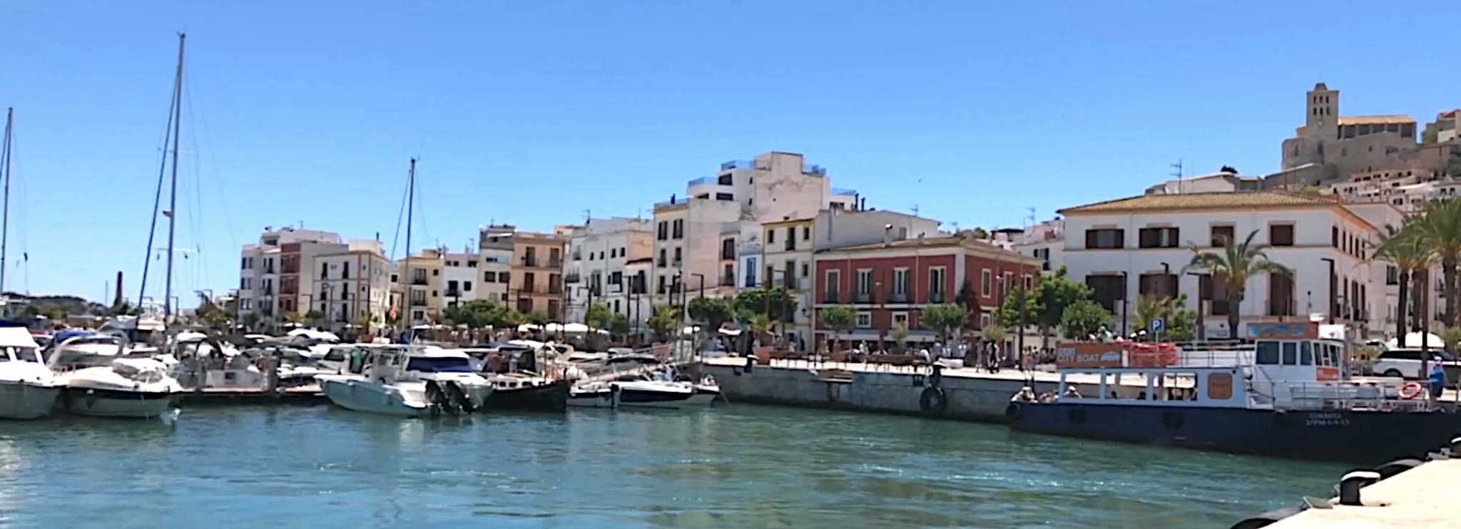 Privatboote Ibiza Deutsche Auswanderer Ibiza einwandern Deutsche in Ibiza leben und wohnen auf Ibiza Transport nach Ibiza fracht nach Ibiza Container nach Ibiza kosten Ibiza transport Ibiza Umzug nach Ibiza